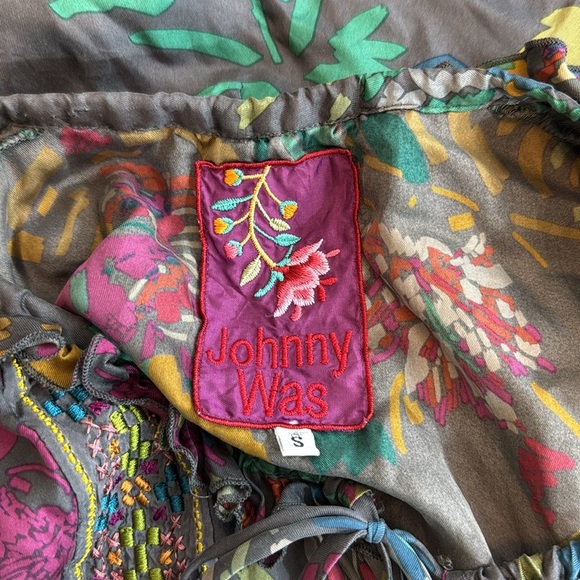 Johnny Was 100% Silk Green and Purple Tie Front Embroidered Blouse Size Small - Picture 5 of 8